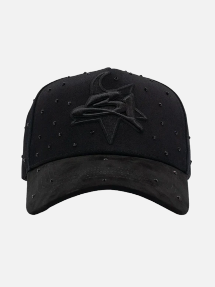 31 Hats “Blackout”