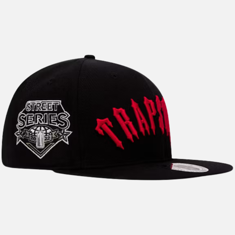 Trapstar Irongate Arch Snapback Cap Black/Red